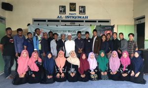 KJS Santuni Anak Yatim dan Bagi-Bagi Takjil