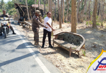 Warga Temukan Bayi Menangis dipinggir Jalan diduga sengaja dibuang
