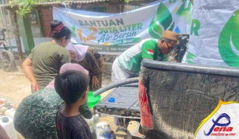 Atasi Krisis Air Bersih di Kepulauan, BAZNAS Droping Air ke Desa Batu Putih Kangayan