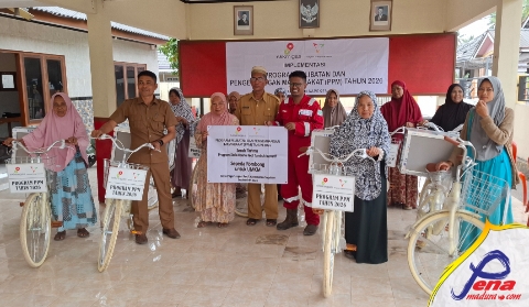 Dua Tahun Berturut-turut, KEI Bantu Pedagang Keliling di Pagerungan Kecil Sumenep